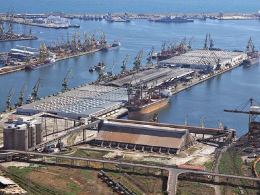 Portul Constanţa - rol strategic pentru schimburile economice româno-ungare